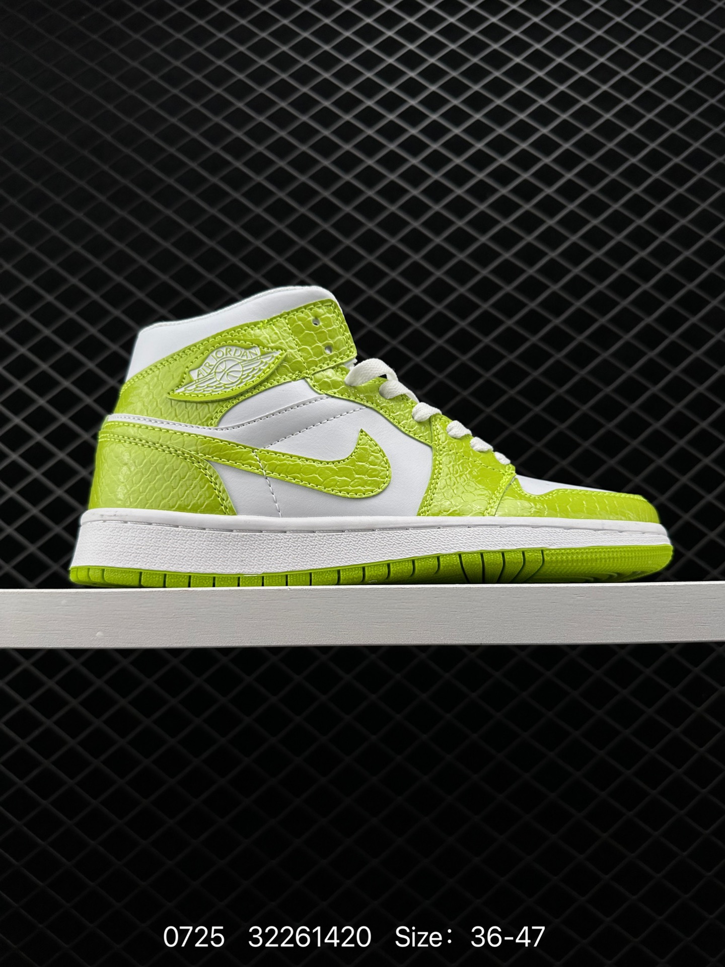 Air Jordan 1 High Zoom R2T